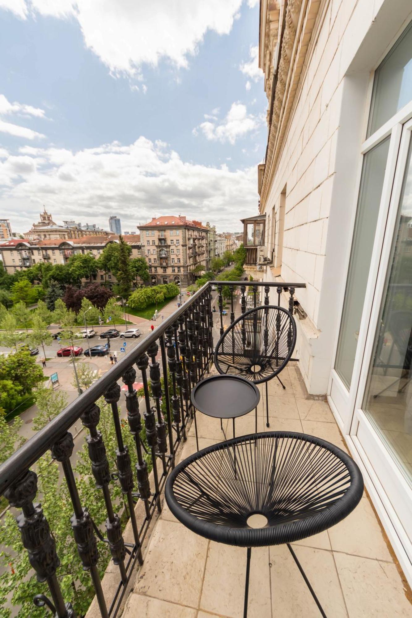 Self Check-In Apartments كييف المظهر الخارجي الصورة